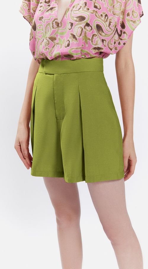 Shorts Iódice Evasê Com Pregas Verde Claro
