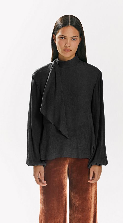 Blusa Iódice Gola Dupla Manga Longa Com Faixa Preto