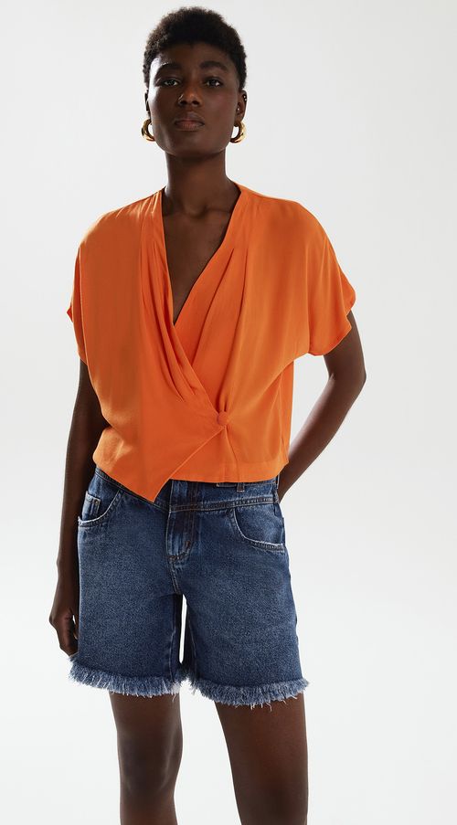 Blusa Iódice Decote Transpassado Manga Curta Com Botão Laranja