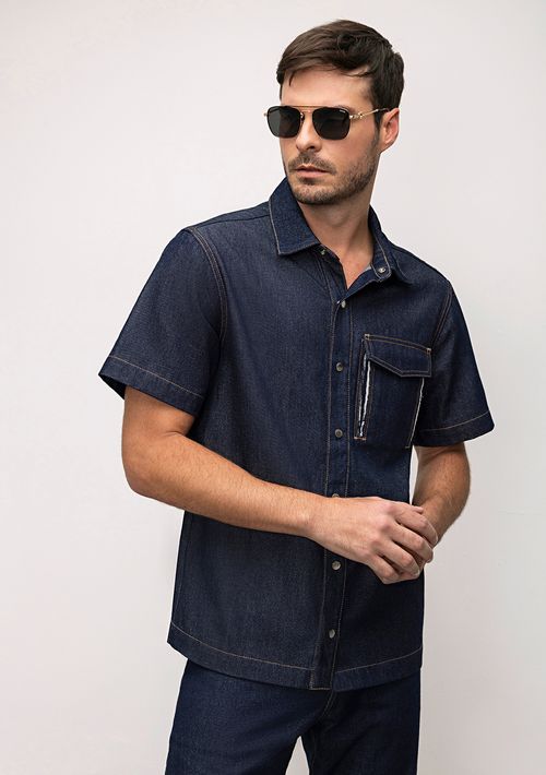 Camisa Manga Curta Com Bolso Jeans