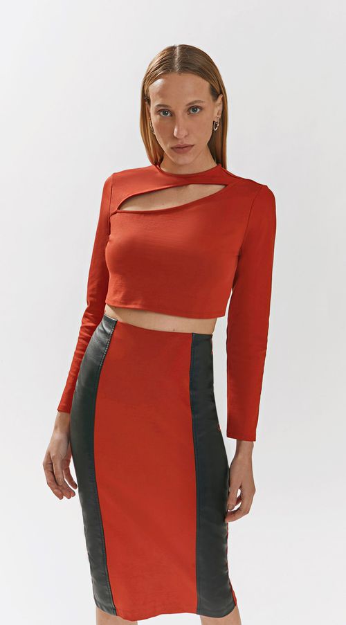 Blusa Iódice Decote Redondo Manga Longa Abertura Frente Laranja