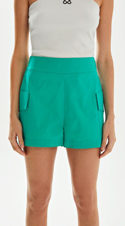 Shorts Iódice Evasê Com Bolso Verde