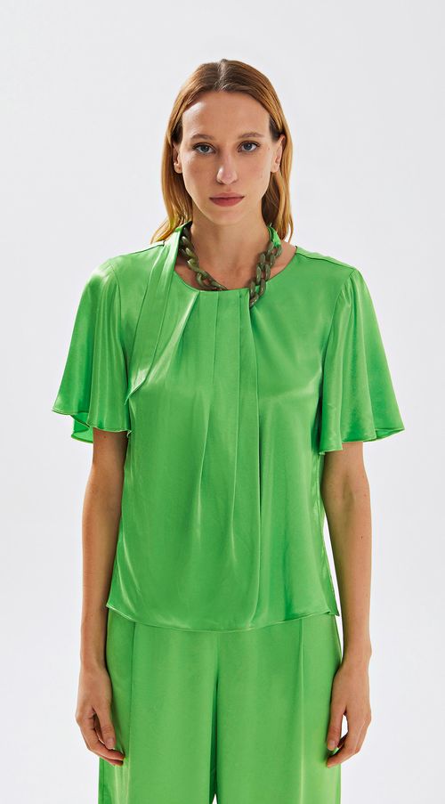 Blusa Iódice Decote Redondo Manga Curta Detalhe Corrente Verde