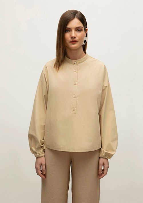 Blusa Iódice Decote Redondo Manga Longa Com Botão Bege