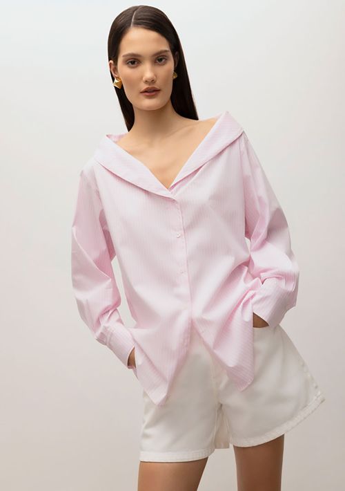 Camisa Iódice Manga Longa Detalhe Gola Rosa