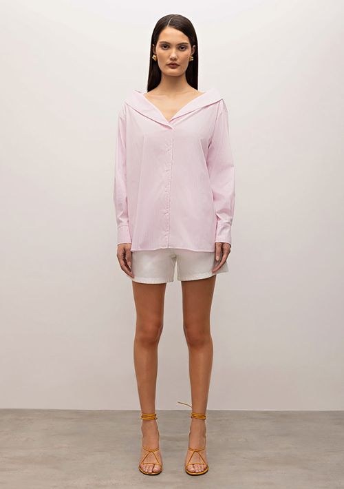 Camisa Iódice Manga Longa Detalhe Gola Rosa