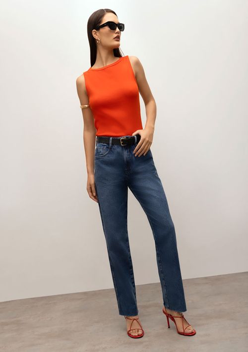 Calça Iódice Reta Slim Cós Intermediário Detalhe Barra Jeans