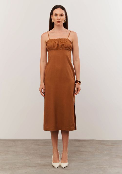 Vestido Iódice Midi Decote Reto Com Franzido Marrom