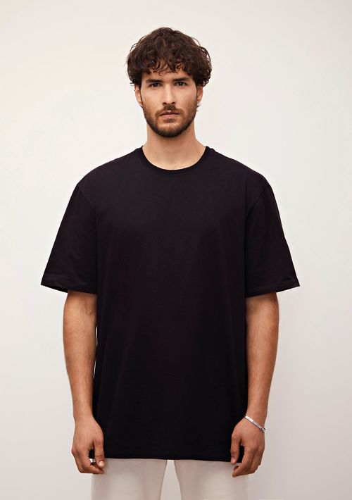 Camiseta Sólta Decote Careca Manga Curta Padrao Preto