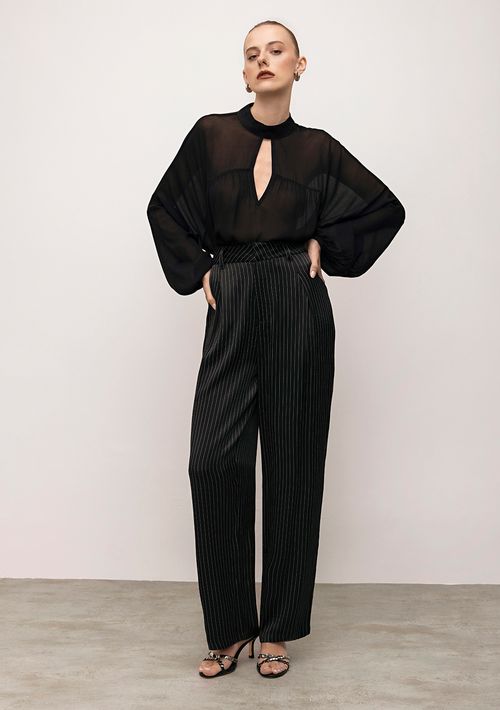 Calça Iódice Wide Cós Alto Com Pregas Preto