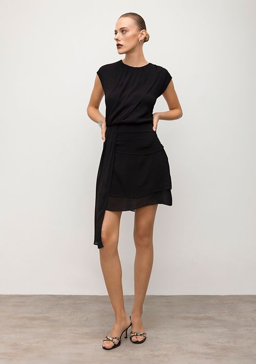 Vestido Iódice Curto Decote Redondo Com Sobreposição Preto