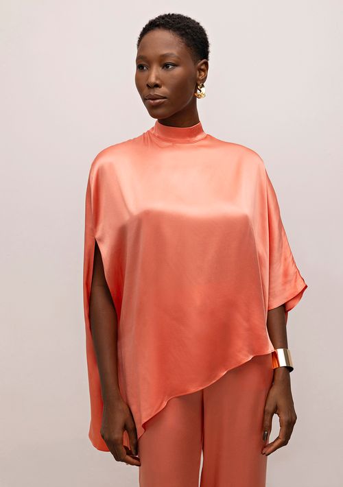Blusa Iódice Gola Alta Manga Morcego Assimétrica Laranja
