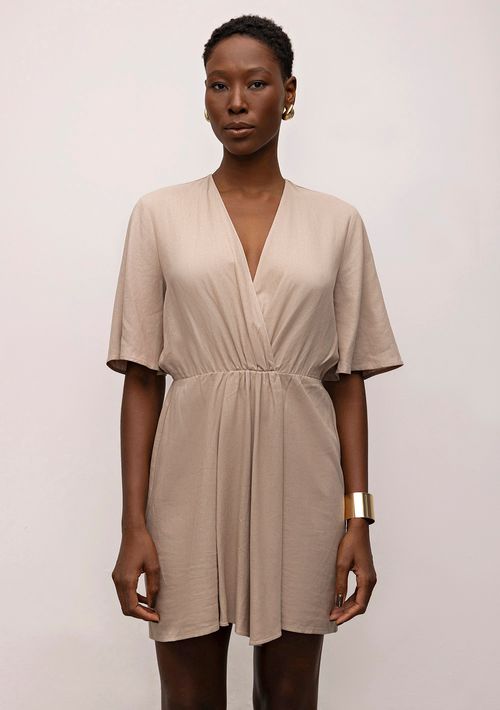Vestido Iódice Curto Decote Transpassado Detalhe Frente Cru