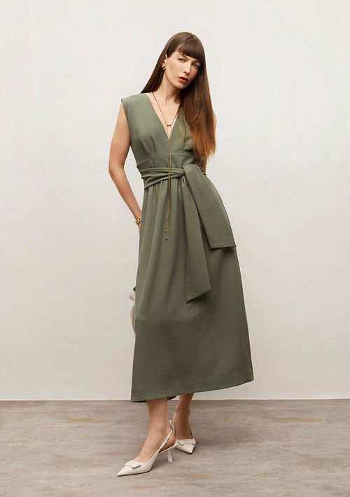 Vestido Iódice Solto Decote V Manga Curta Midi Verde