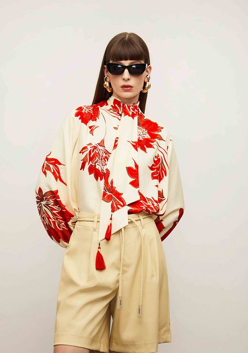 Blusa Iódice Solta Decote V Manga Longa Padrão Off White