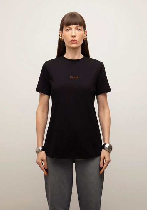 Camiseta Iódice Solta Decote Canoa Manga Curta Padrão Preto
