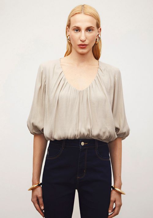 Blusa Iódice Ajustada Decote V Manga 3 Quartos Cropped Cinza