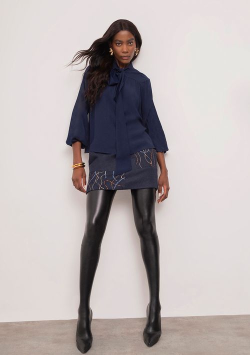 Blusa Iódice Solta Decote V Manga Longa Padrão Azul