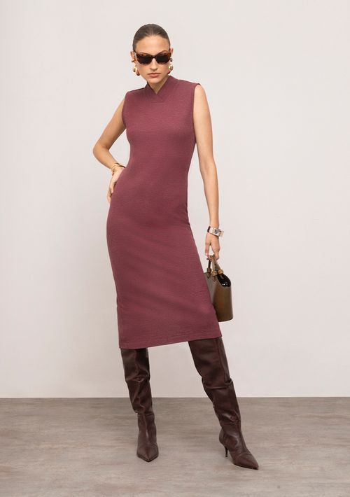 Vestido Iódice Ajustado Gola Alta Sem Manga Midi Vermelho