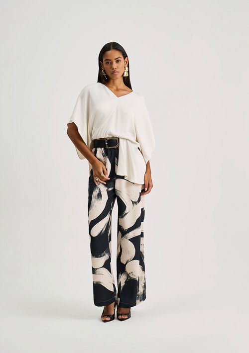 Blusa Iódice Solta Decote V Manga Curta Cropped Off White