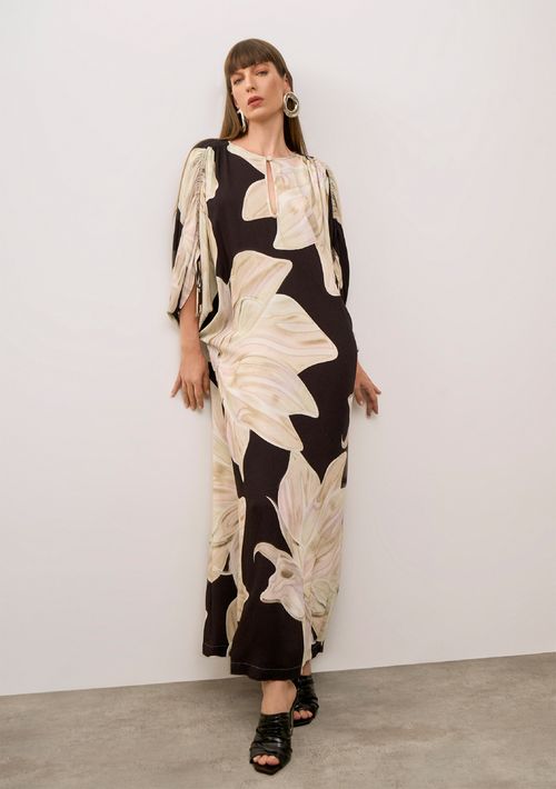 Vestido Iódice Solto Decote Careca Manga 3 Quartos Longo Preto