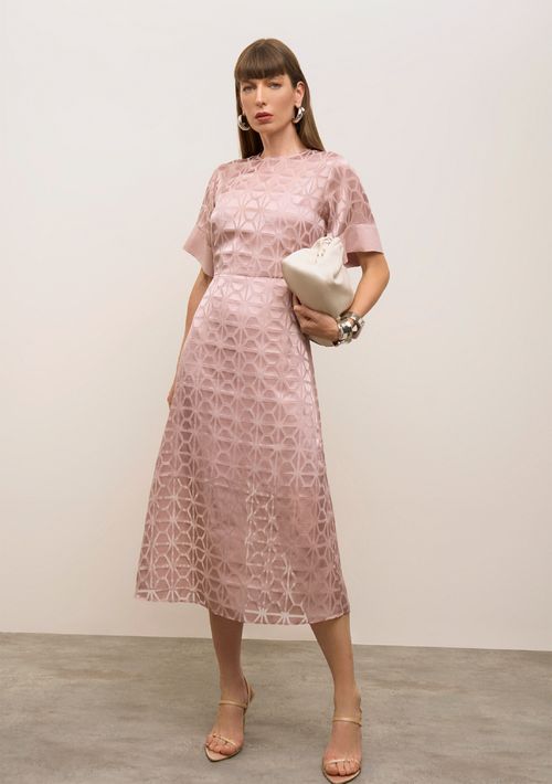 Vestido Iódice Solto Decote Careca Manga Curta Midi Rosa
