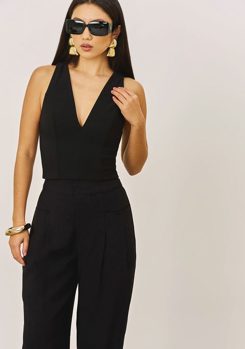 Regata Iódice Ajustada Decote V Cropped Preto