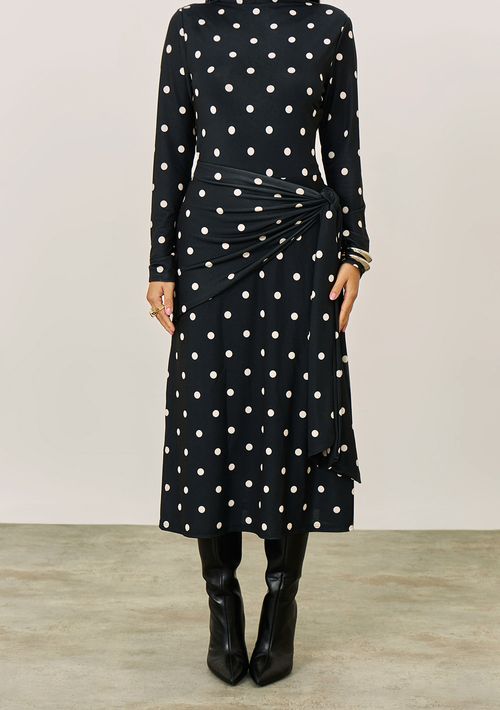 Vestido Iódice Ajustado Gola Alta Manga Longa Midi Preto