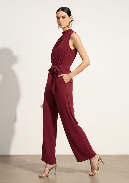 Macacão Ajustado Gola Alta Sem Manga Longo Bordo