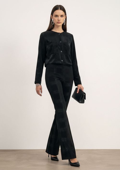 Casaco Ajustado Manga Longa Padrão Preto