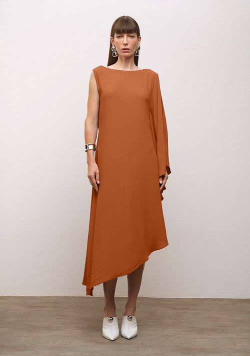Vestido Iódice Solto Decote Canoa Manga Longa Midi Laranja